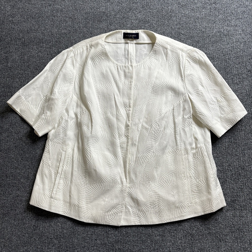 Piazza Sempione Short Sleeve Top Large Snap White Career Sunburst Embossed